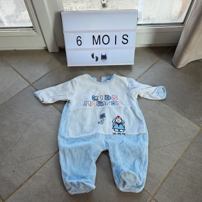 Lot vêtements 6 mois - photo numéro 12