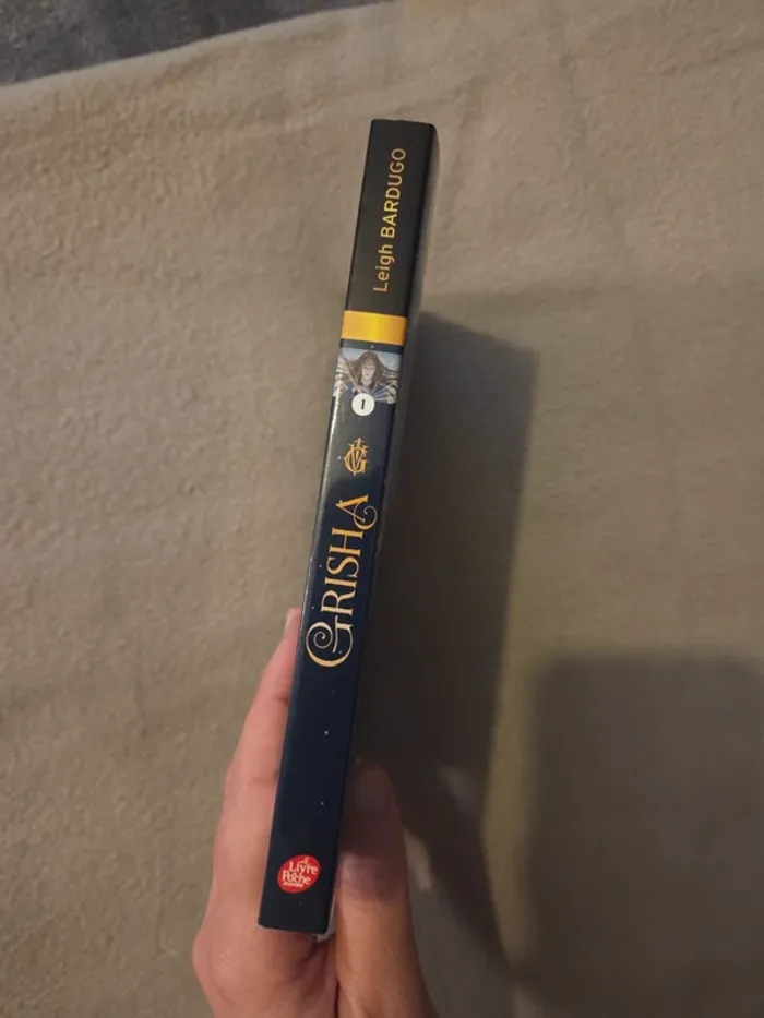 Grisha, Tome 1 – Leigh Bardugo - photo numéro 4