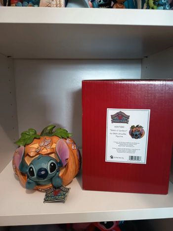 Figurine stitch citrouille Disney tradition neuve