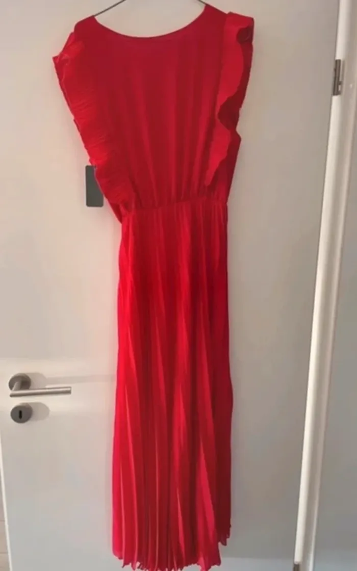Robe longue rouge - photo numéro 4
