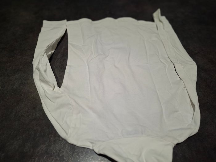 Sous-pull okaidi 8 ans - photo numéro 2