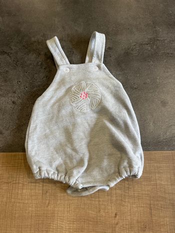 Salopette courtes bébé 1 mois obaïbi