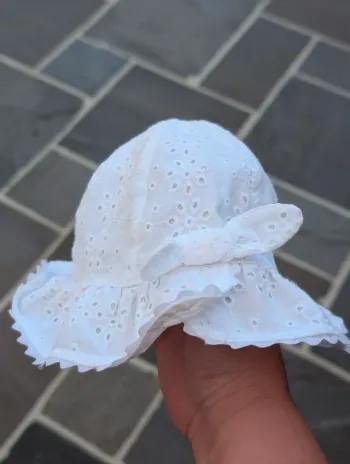 Chapeau bébé