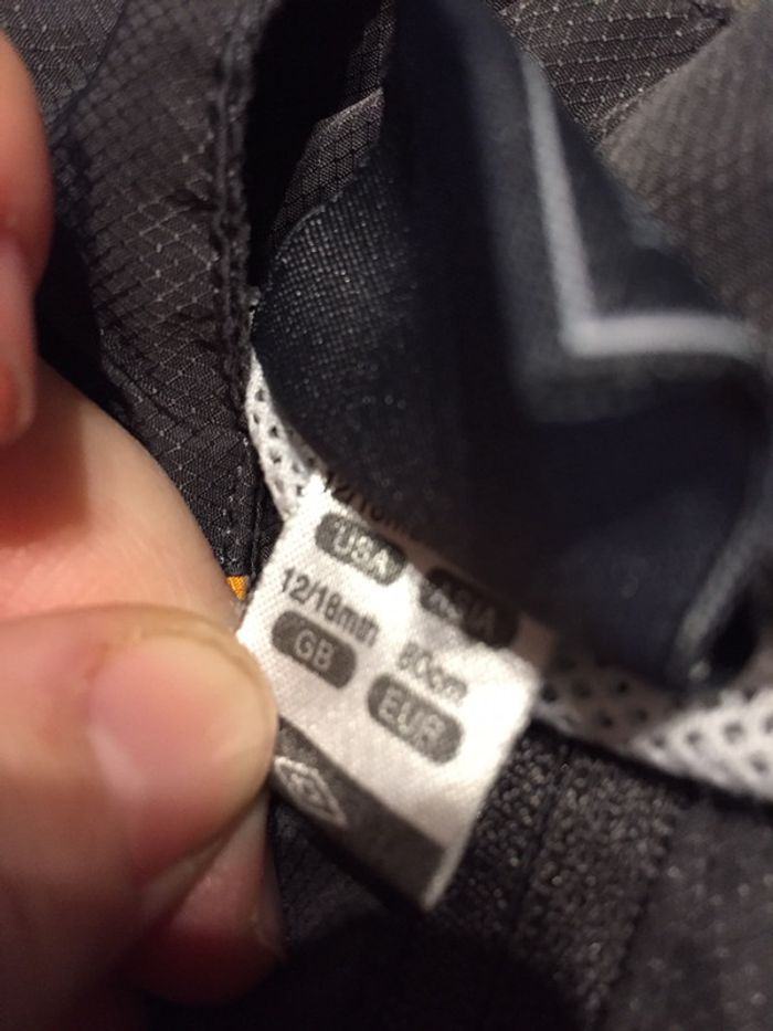 Jogging umbro taille 12/18 mois - photo numéro 3