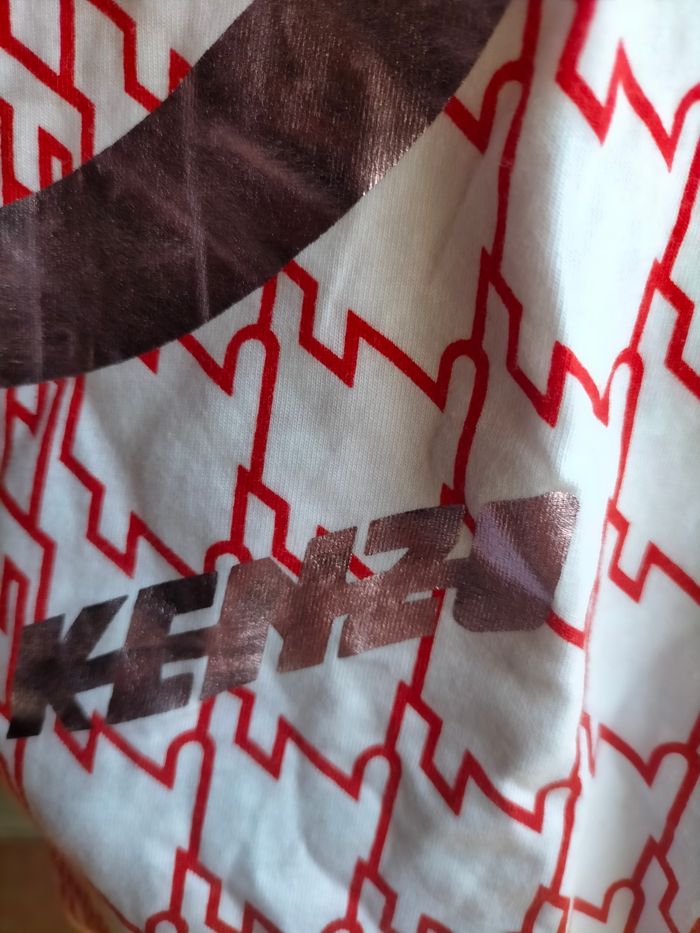 Ravissant tee shirt Kenzo neuf 6 ans - photo numéro 2
