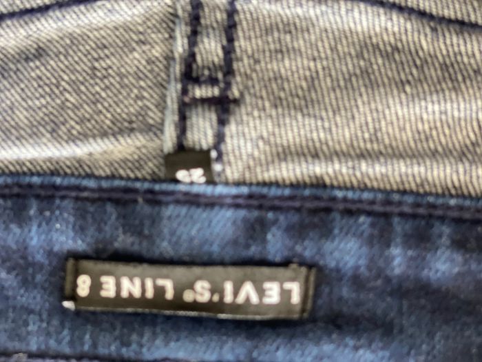 Jean levis taille xs - photo numéro 8