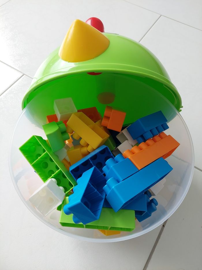 Oeuf avec cube - photo numéro 2