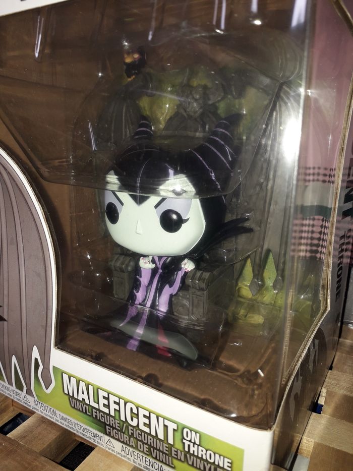 Funko Pop Maleficent on Throne Maléfique Disney Villains #784 - photo numéro 2