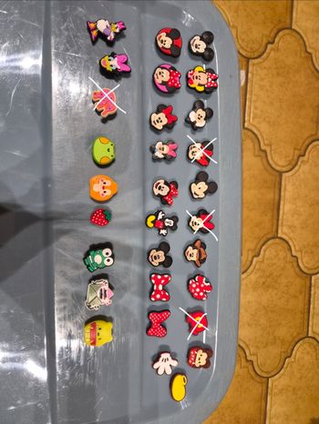 Pins clips type jibbitz