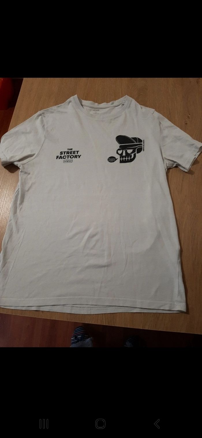 T-shirt taille 14 ans