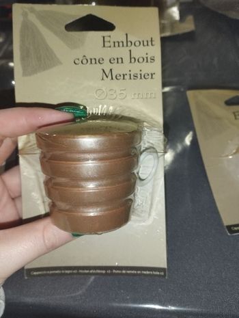 Embout tringle a rideau