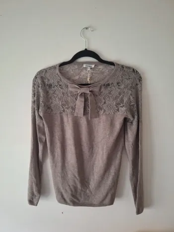 Pull Fin Dentelle