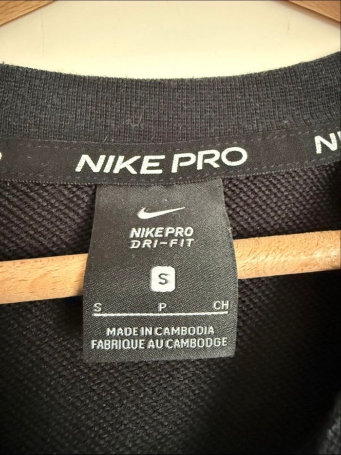 Pull Nike femme - photo numéro 3