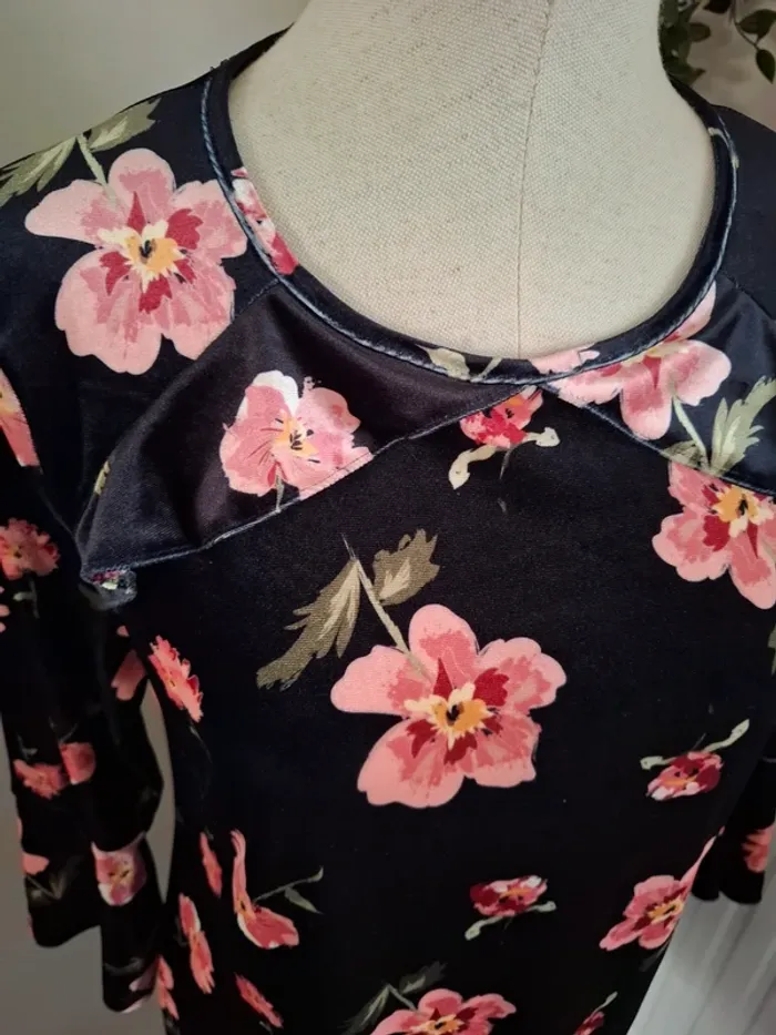 Robe fleurie primark effet velours - photo numéro 2