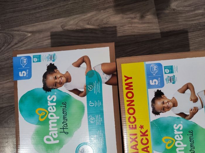 Couches Pampers harmonie taille 5 - photo numéro 2