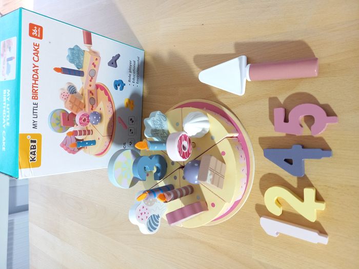 Gâteau d'anniversaire en bois 🎂​