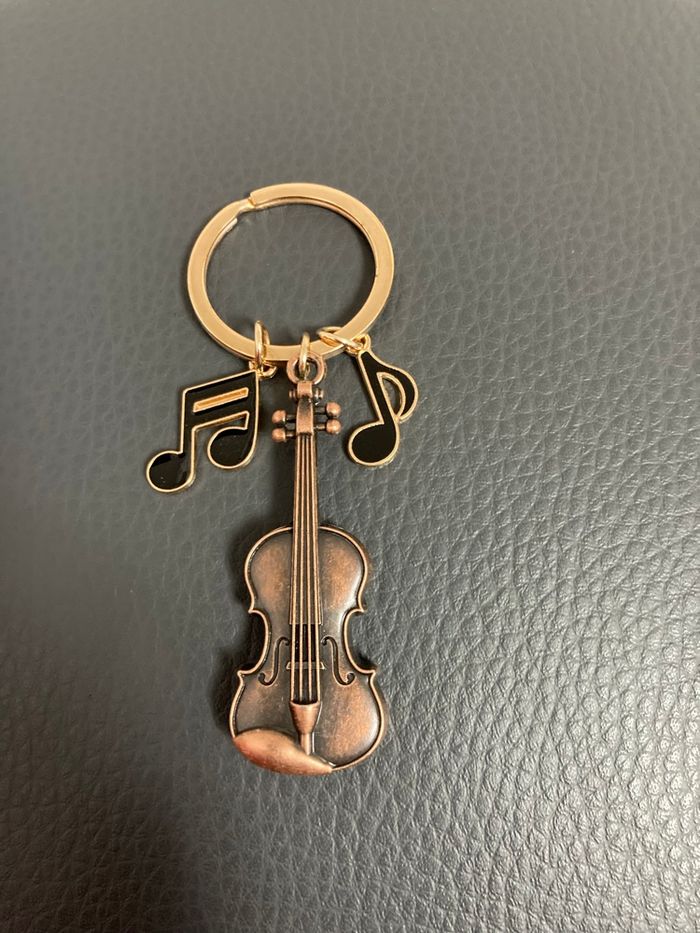 Porte clé violon 🎻 - photo numéro 2