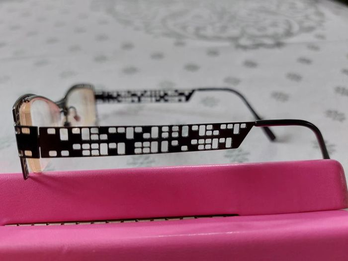 Monture de Lunettes Zen type avec son Etui - photo numéro 4