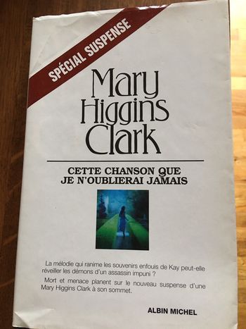 Cette chanson que je n’oublierai jamais de Mary Higgins Clark
