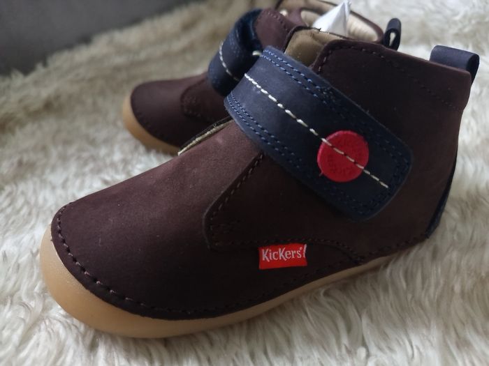 Chaussures Kickers 23 neuves - photo numéro 2