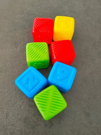 Cubes en plastique