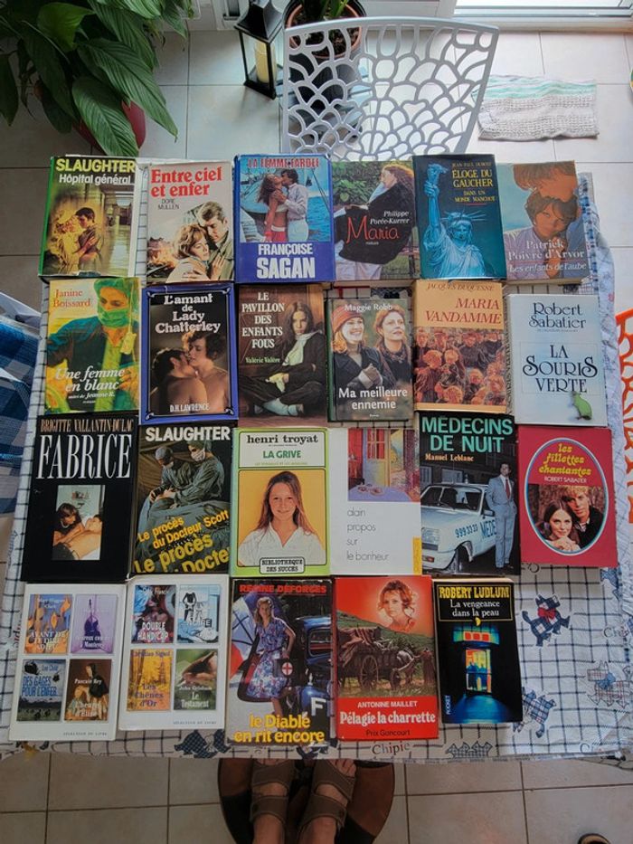 Romans thriller 0.50 euros au choix