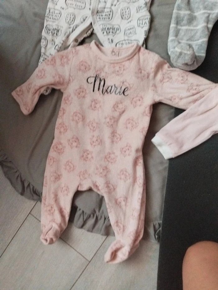 Lot pyjama bébé - photo numéro 5