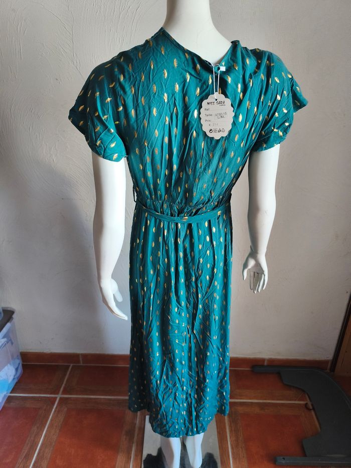 Robe feuille doré - photo numéro 5