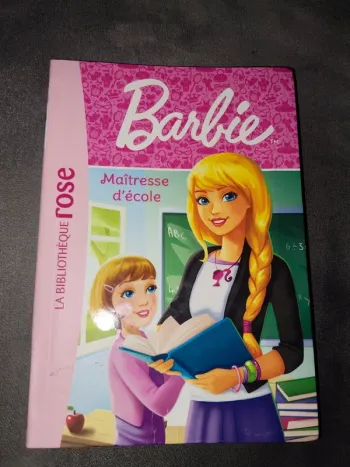 Barbie maîtresse d'école