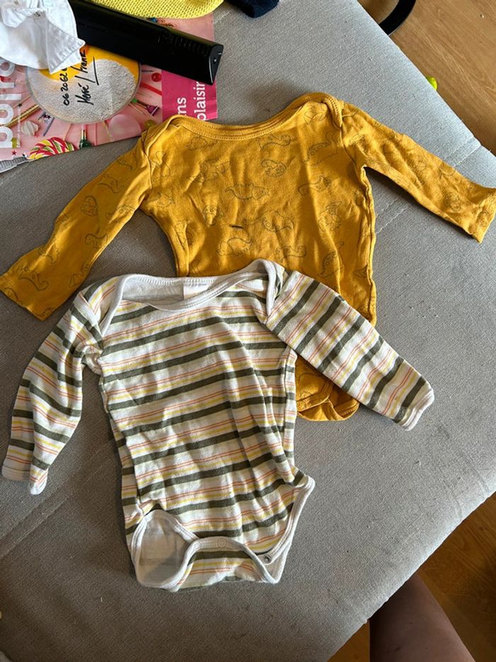 Lot 9 mois garçon - photo numéro 19