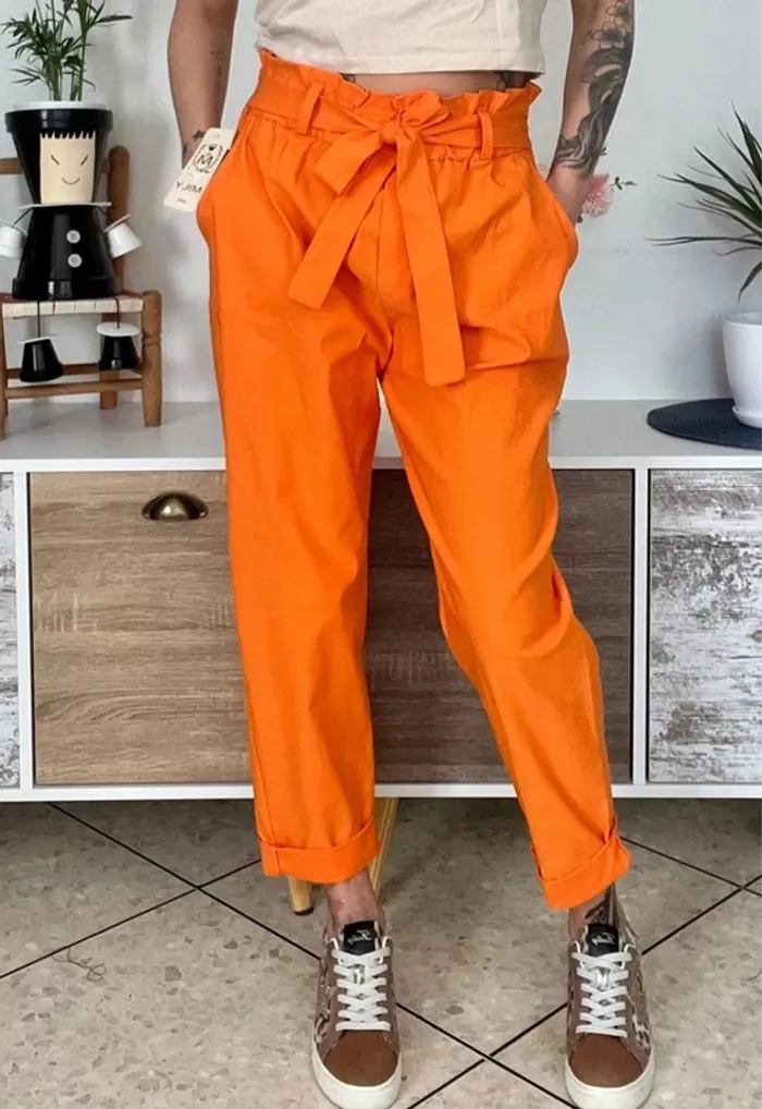 SOLDE Pantalon court taille s/m taille élastique - Mily - neuf - photo numéro 3