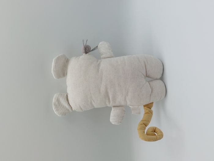 Doudou semi plat souris tissu ZARA HOME beige écru jaune gris rayures grelot - photo numéro 2