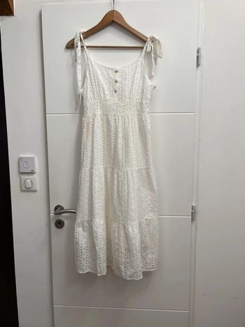Magnifique Robe en dentelle anglaise neuve 🌸 M L 38 40