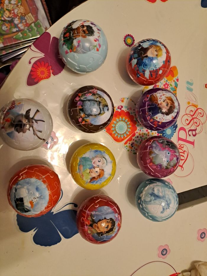 Puzzle ball disney reine des neiges lot de 10