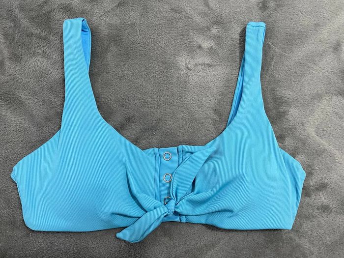 Haut de maillot de bain bleu