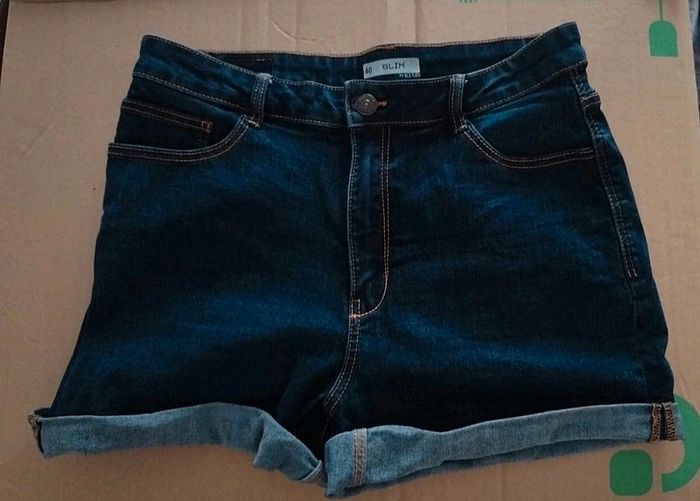 🌸💮 short en jean Bleu 💮🌸