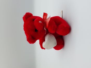 Petite Peluche doudou ours ourson rouge coeur GOLDEN BEAR poils brillants 16 cm