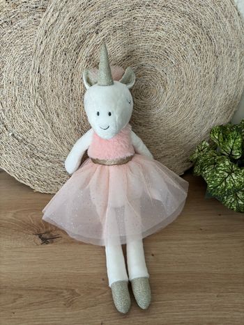 Neuf doudou licorne blanc rose robe tulle maisons du monde 