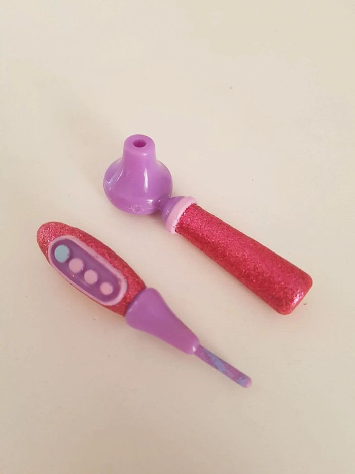 Mini univers malette Dr La peluche et ses amis Disney junior - photo numéro 5