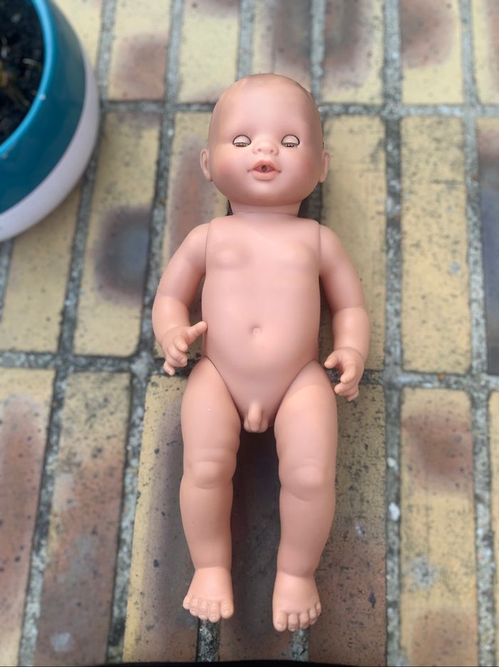 Corolle poupon de 36 cm Paul fait pipi et boit son biberon - photo numéro 5