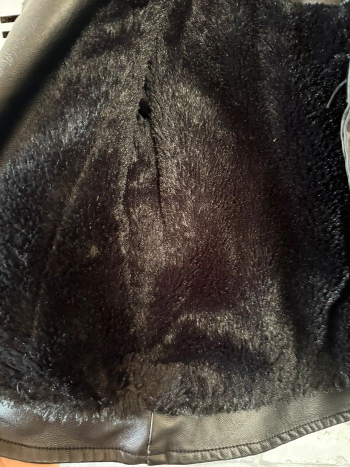 Manteau imitation cuir fille 4 ans - photo numéro 6