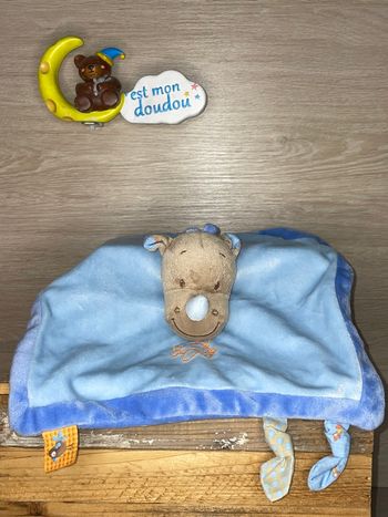NT219 doudou rhinocéros 🦏 nattou