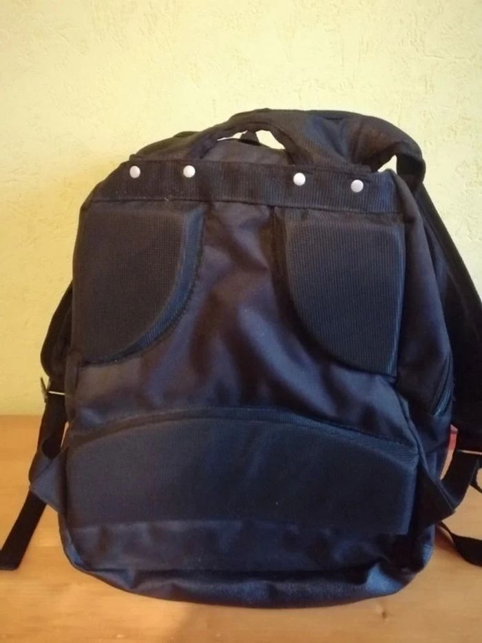 Cartable noir avec des ailes d'ange - photo numéro 4