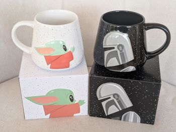 Lot 2 tasses Star Wars The Mandalorian and Grogu Disney Burger King