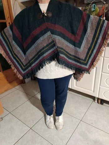 Poncho laine Kiabi