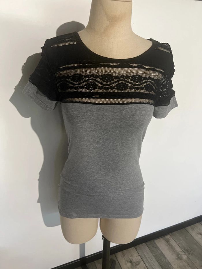 TEE shirt
