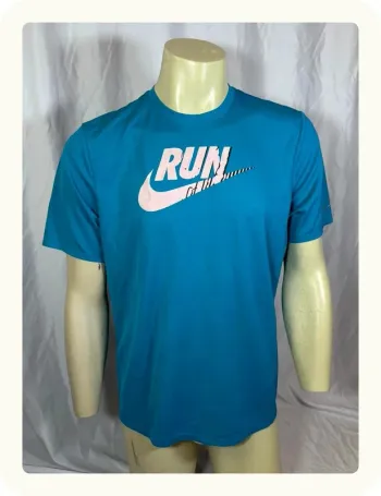 Tee shirt homme Nike running dri-fit Taille L