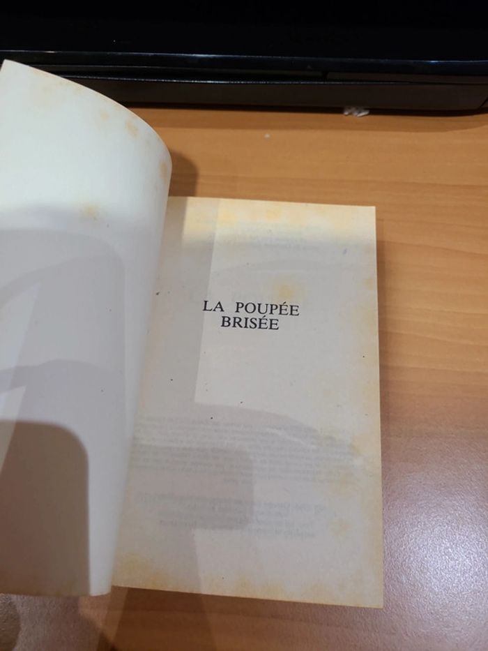 La poupée brisee - photo numéro 3