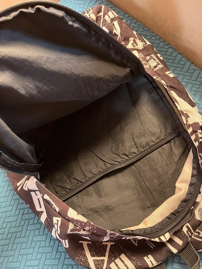 Sac à dos Puma noir « chaud » et blanc - photo numéro 7