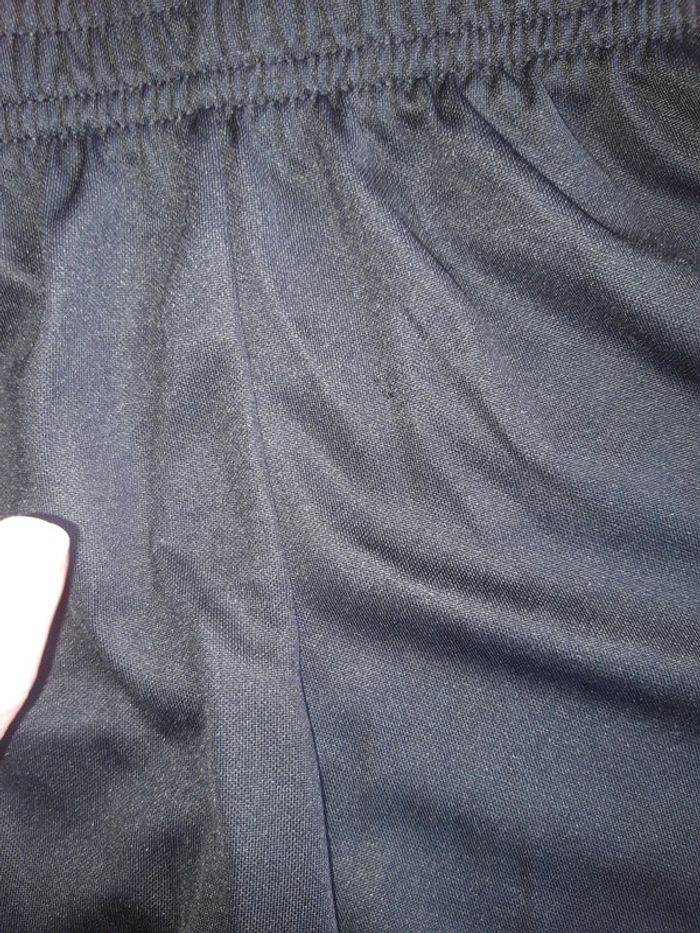 Short nike 122/128 cm - photo numéro 3